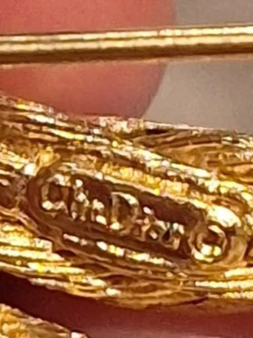 Authentic Dior Brooch Signed. - Picture 4 of 4